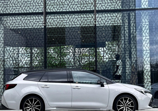 Toyota Corolla cena 150900 przebieg: 30258, rok produkcji 2023 z Wodzisław Śląski małe 596